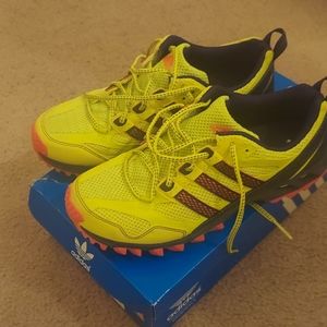 Adidas Kanadia TR 5